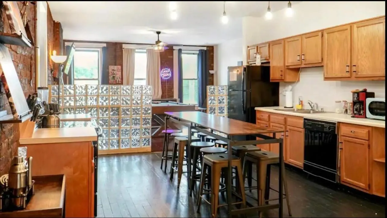 Spacious 6Br Loft Style With Pool Table, Sleeps 16 In Comfort Louisville