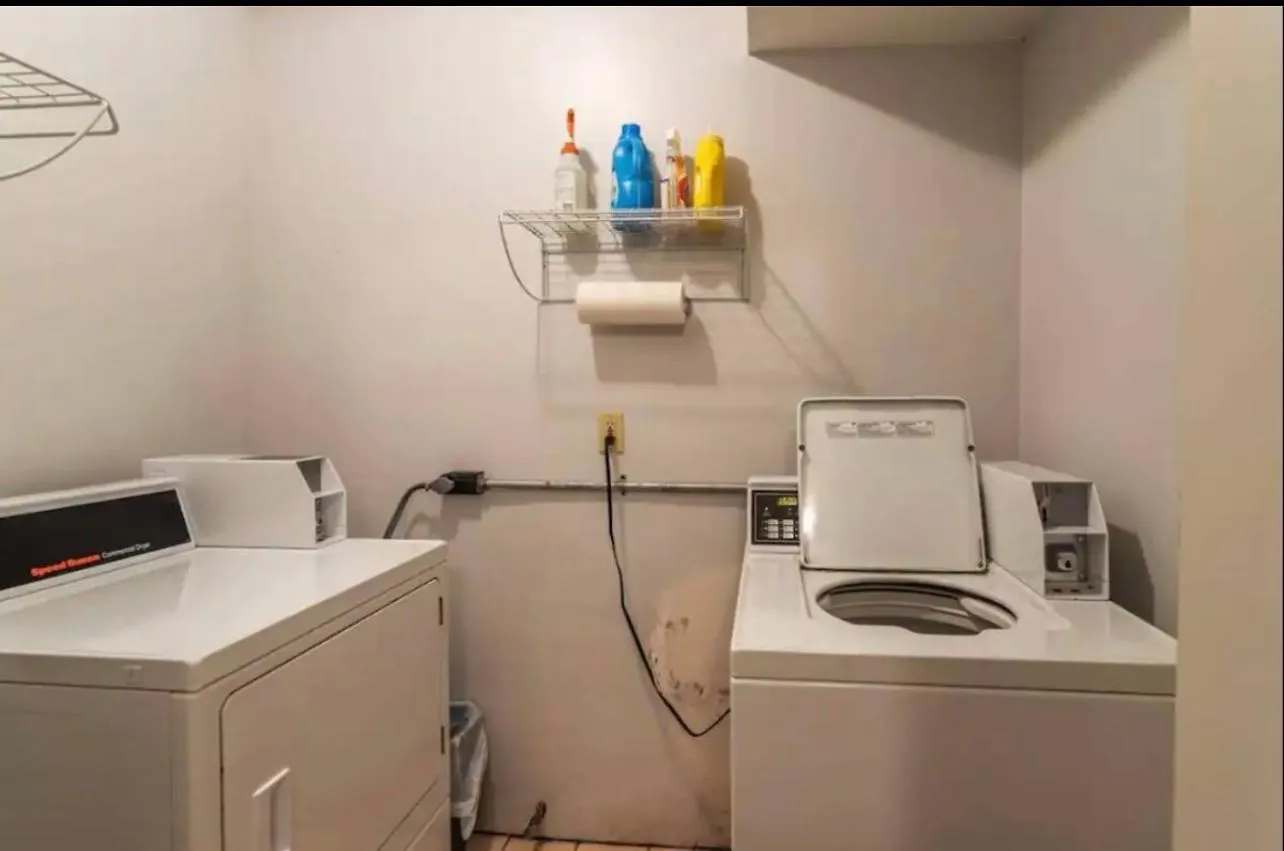 Apartment Spacious 6Br Loft Style With Pool Table, Sleeps 16 In Comfort Louisville United States