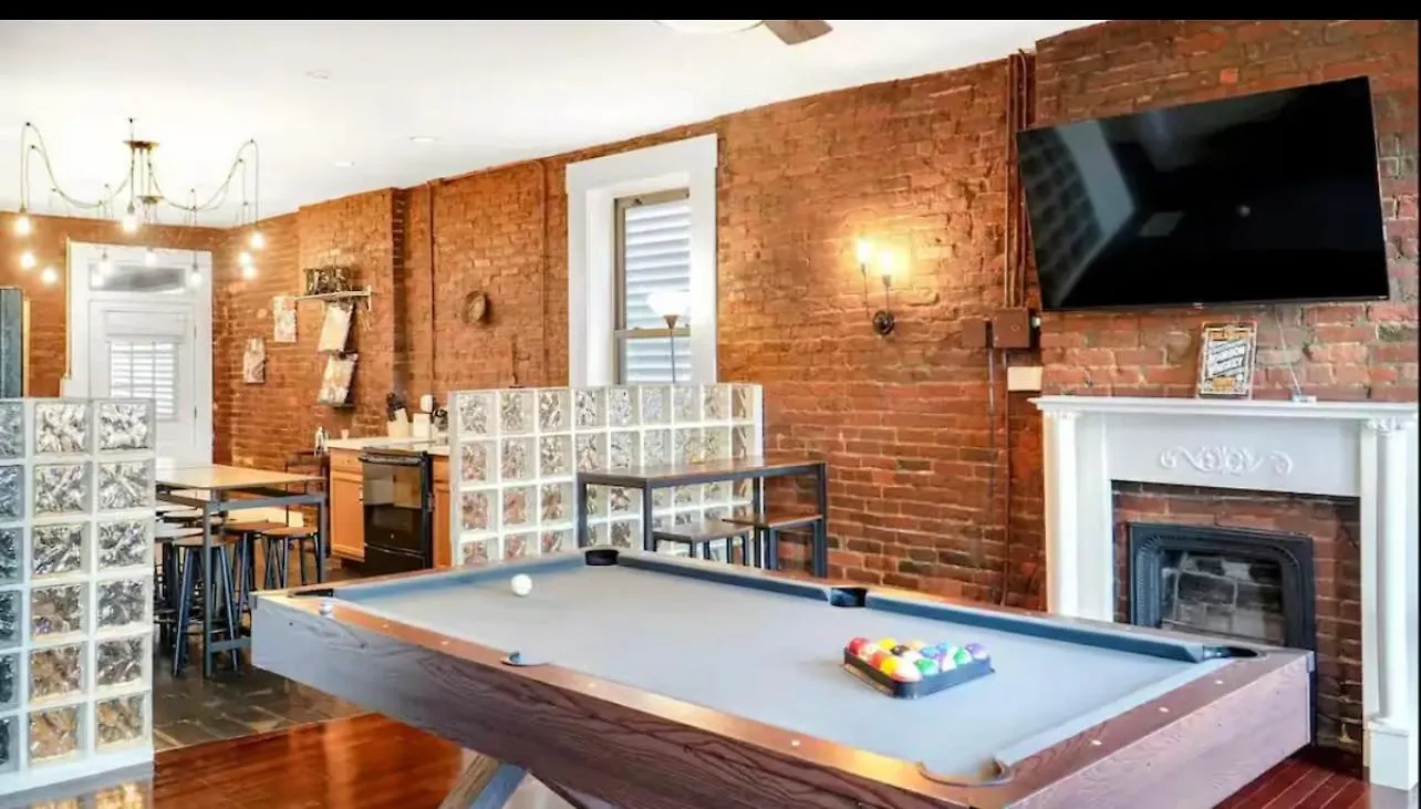 Apartment Spacious 6Br Loft Style With Pool Table, Sleeps 16 In Comfort Louisville